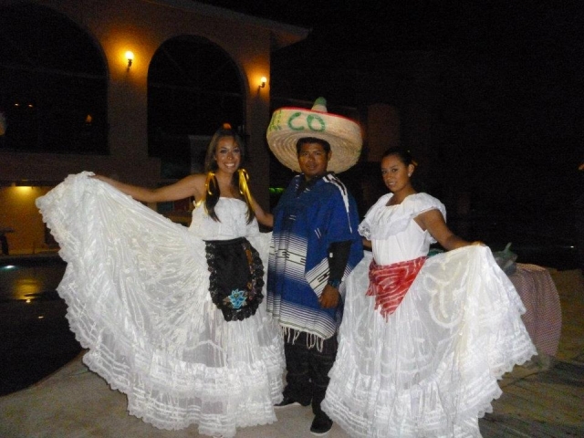 Noche Mexicana